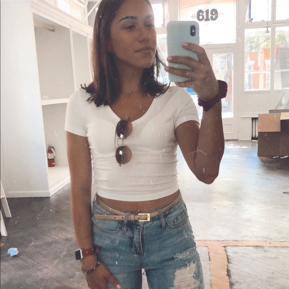 Meet your Posher, Nicole - Picture 1 of 1